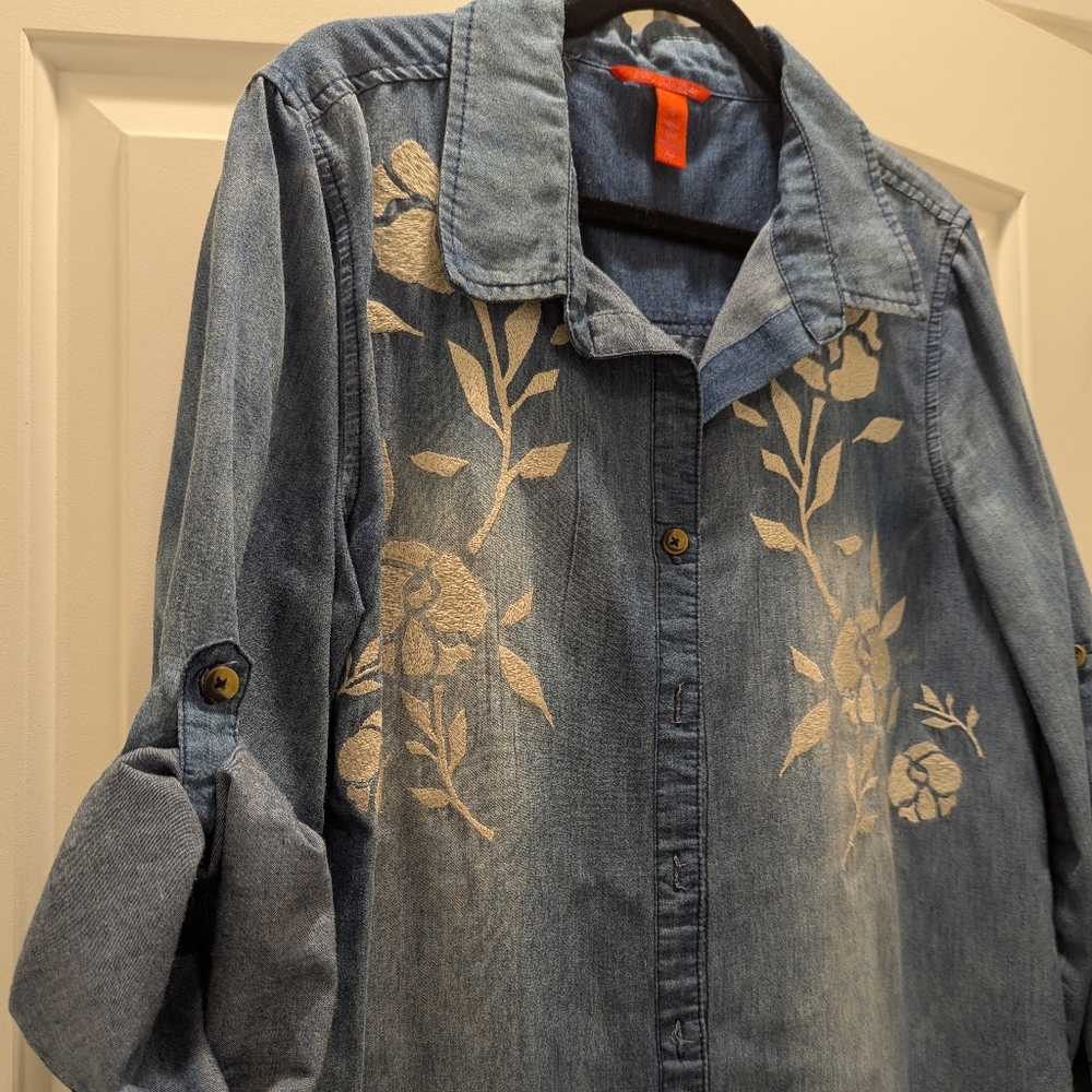 Chelsea & Violet Denim Shirt Dress Embroidered Floral S